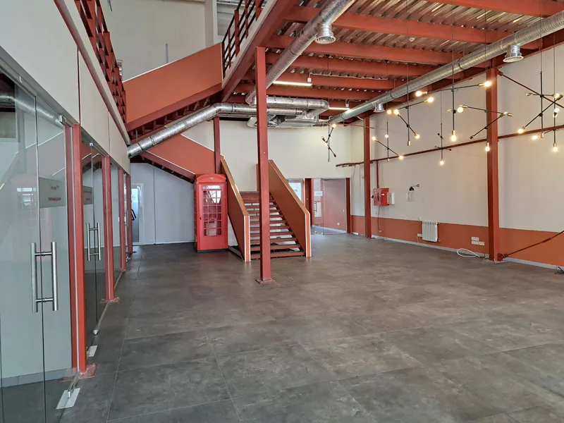 Окрема будівля 485 м², LOFT