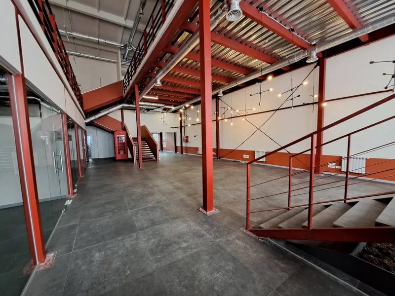 Окрема будівля 485 м², LOFT
