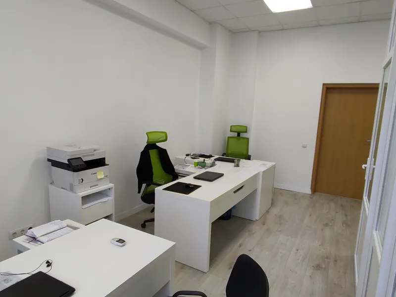 Офіс 35 м², 2 кімнати, 4 поверх